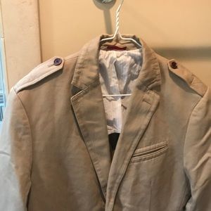 Banana Republic casual jacket. 50% cotton / 50% Ramie. Handsome details.